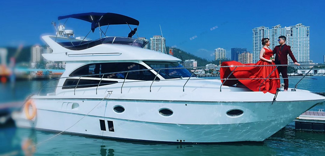 德鸿42尺飞桥游艇