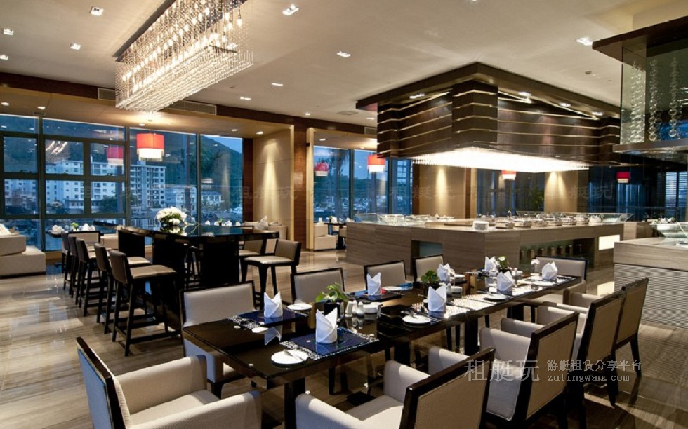 三亞鴻洲國際游艇會(huì)碼頭 三亞鴻洲國際游艇會(huì)碼頭